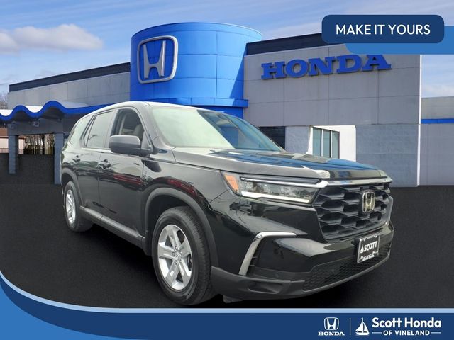 Crystal Black Pearl 2023 Honda Pilot SUV / Crossover All-Wheel Drive Automatic