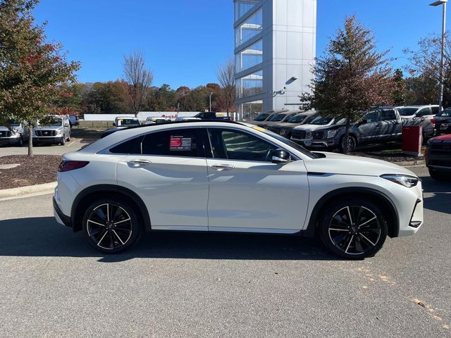 2022 INFINITI QX55 LUXE 2