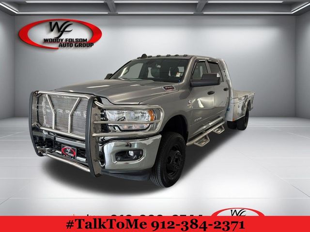 2022 RAM 3500 Chassis Tradesman Crew Cab DRW 4WD