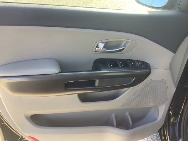 Used 2018 Aurora Black Kia LX image 10