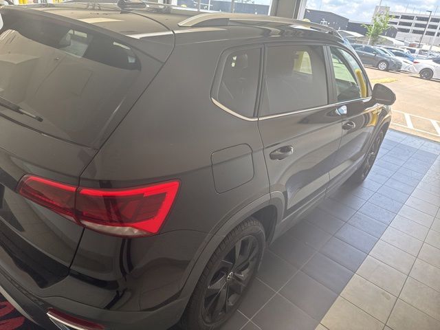 2023 Volkswagen Taos 1.5T SE Black at DeMontrond Auto Country