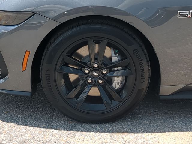New 2026 Carbonized Gray Metallic Ford GT Fastback image 18