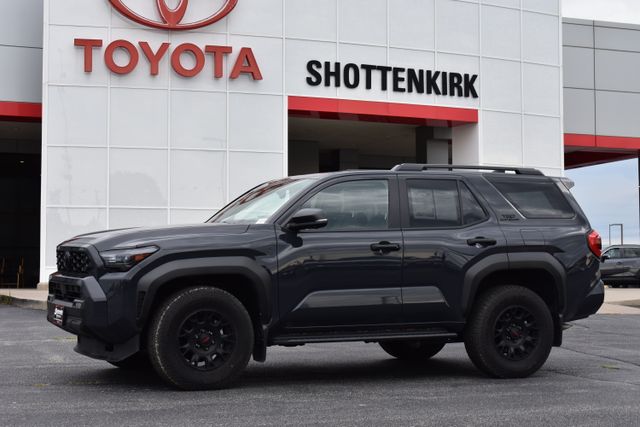Underground 2026 Toyota 4Runner SUV / Crossover Four-Wheel Drive 8-Speed Automatic