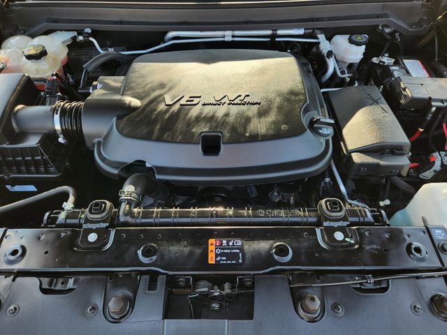 2022 Chevrolet Colorado Z71 Black at AutoSavvy Houston Southwest