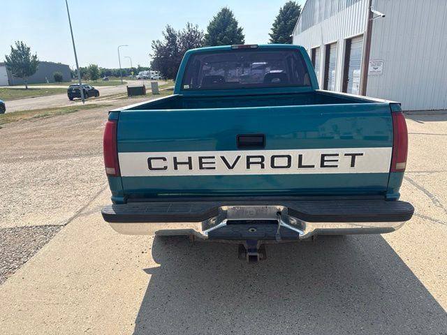 1994 Blue Chevrolet C/K 1500 Cheyenne 4X4 Truck