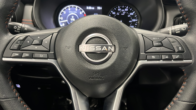 Used 2024 Boulder Gray Pearl Nissan SR image 16