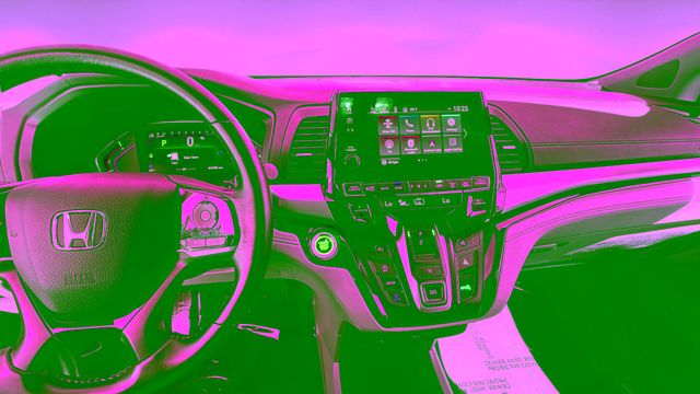 Used 2023  Honda Touring image 11