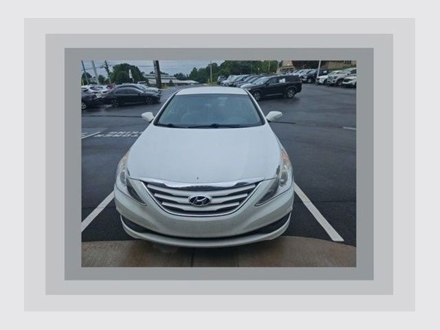 Pearl White 2014 Hyundai Sonata Sedan Front-Wheel Drive 6-Speed Automatic