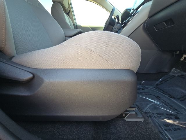 2022 Toyota Venza:C02564