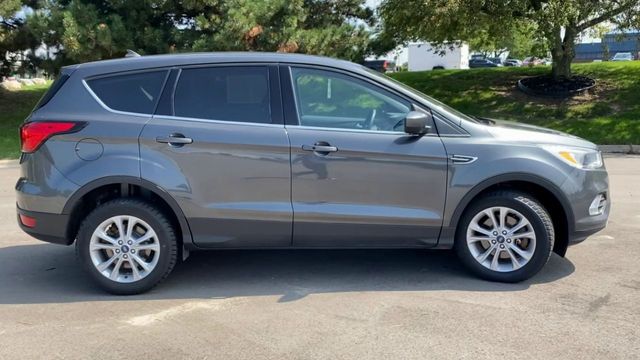 2019 Ford Escape SE 9