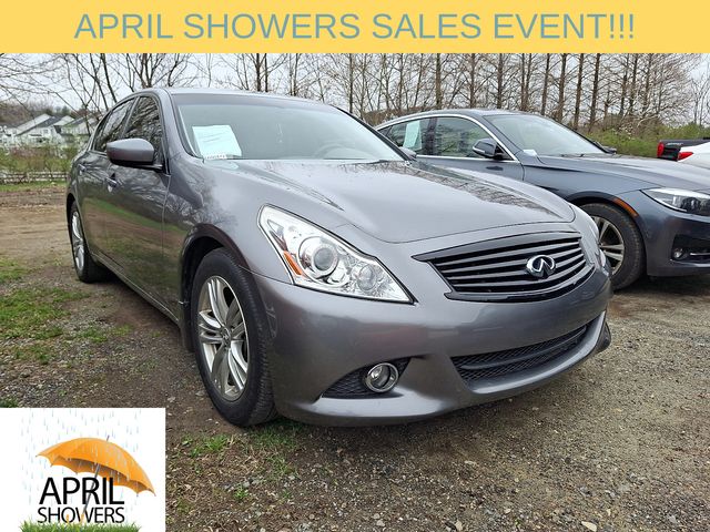 2013 INFINITI G37 Journey Sedan RWD