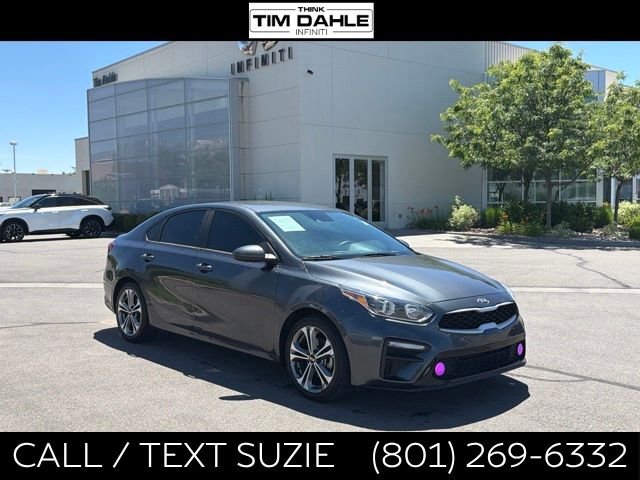 Gravity Gray 2021 Kia Forte Sedan Front-Wheel Drive Continuously Variable Transmission