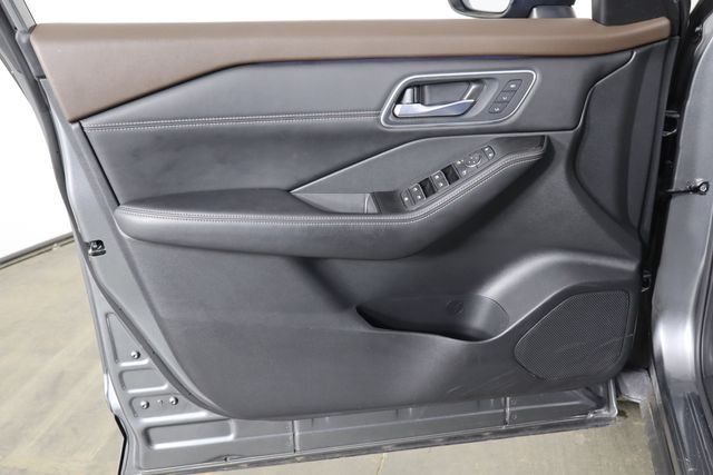NissanRogue19