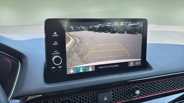Used 2024  Honda Base image 27