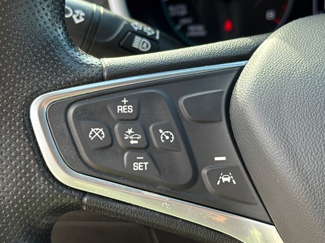 Used 2023 Gray Chevrolet LT image 27