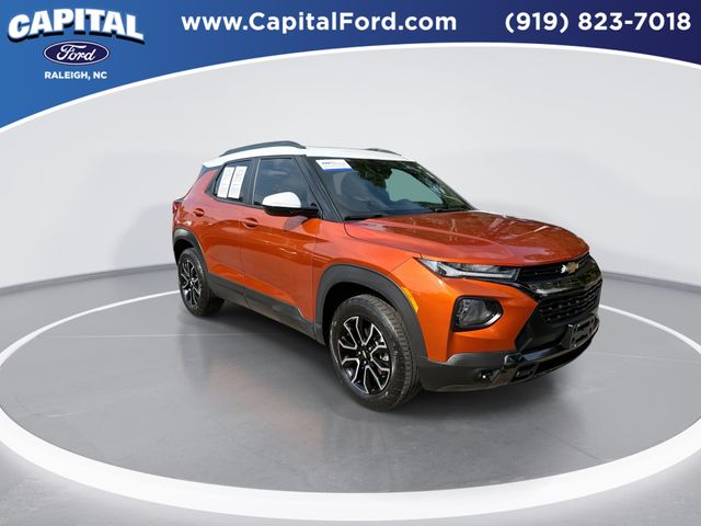 Used 2023 Red Chevrolet ACTIV image 2