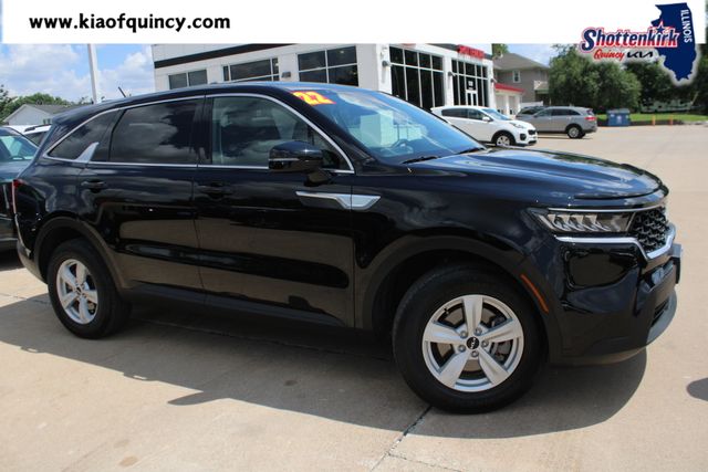 2022 Kia Sorento LX AT 4WD's photo