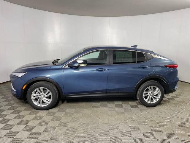 new 2025 Buick Envista car, priced at $22,500