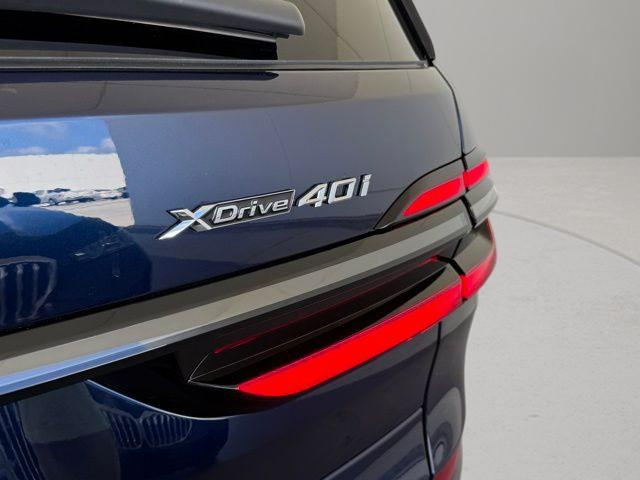 2026 BMW X7 40i - Photo 11