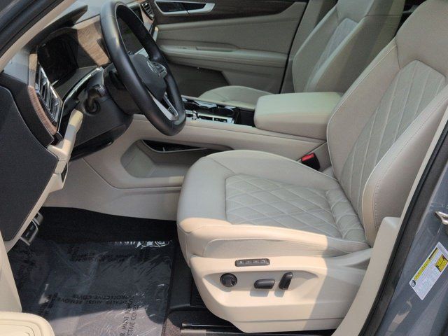 Used 2025 Volkswagen Atlas SUV