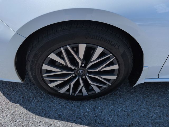 Used 2023 White Nissan 2.5 SV image 10