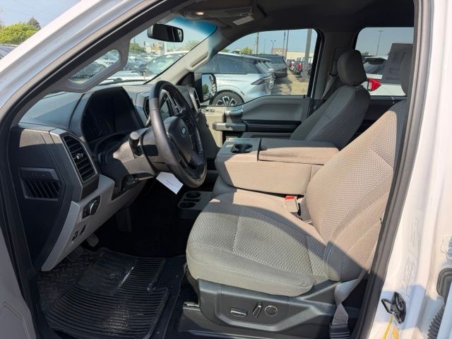2018 Oxford White Ford F-150 XLT 4X4 Truck