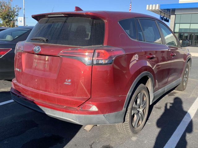 2018 Toyota RAV4 LE 10