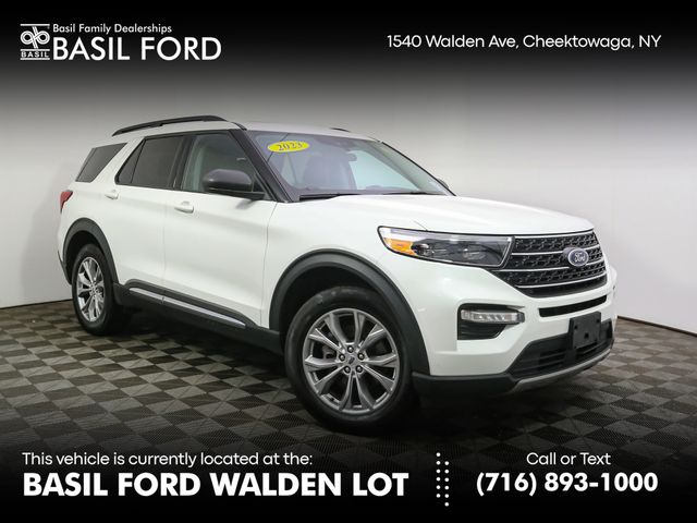 White Metallic 2023 Ford Explorer SUV / Crossover All-Wheel Drive Automatic