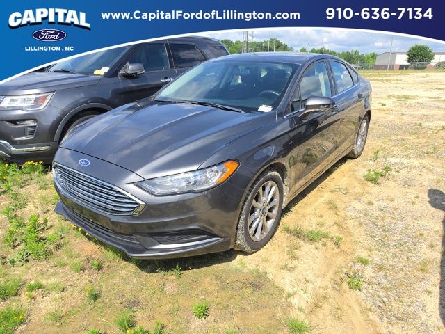 2017 Ford Fusion SE FWD's photo
