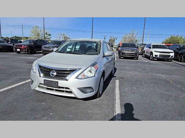 2019 Nissan Versa 1.6 SV