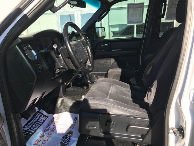 Used 2017 White Ford XL image 5