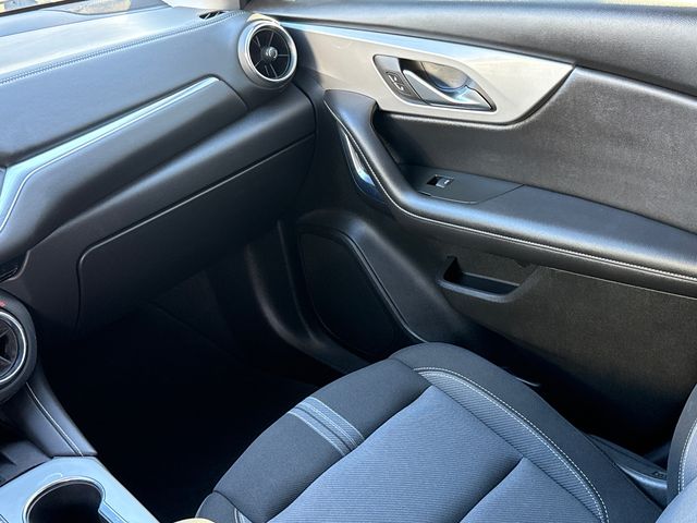 Used 2023 Black Chevrolet LT image 17