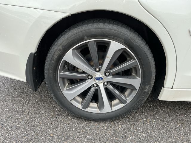 Used 2016 White Subaru 3.6R image 21