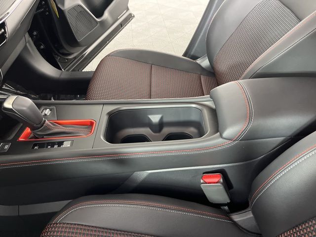 2025 Super Black Nissan Kicks SR FWD SUV