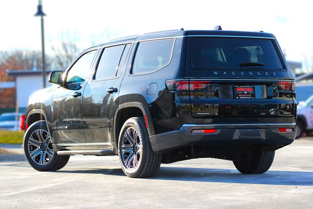 2022 Jeep Wagoneer Series III 13