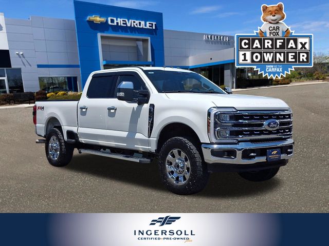 White Metallic 2024 Ford F-250 Super Duty Pickup Truck Four-Wheel Drive Automatic