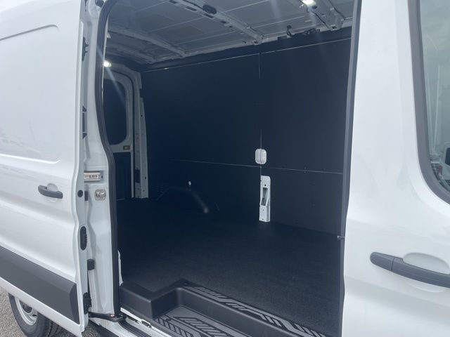 2026 Ford Transit-250 Base:168244