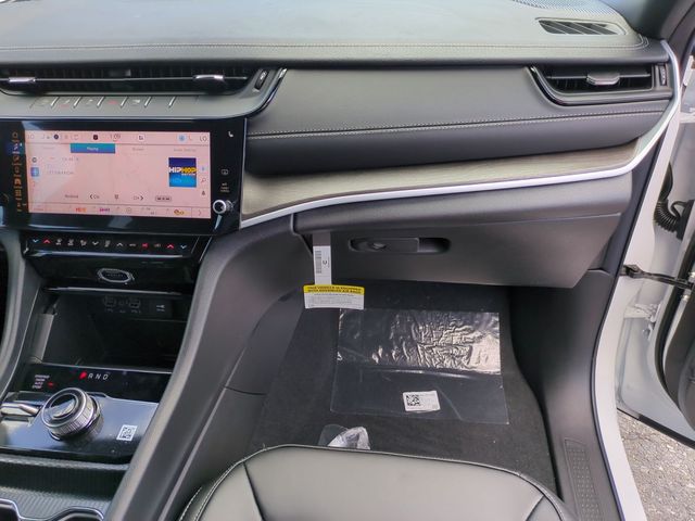 new 2026 Jeep Grand Cherokee car, priced at $42,650