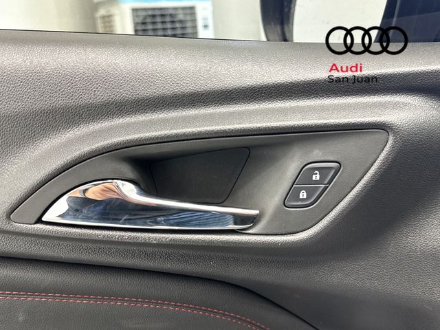 Used 2025 White Chevrolet 2RS image 29