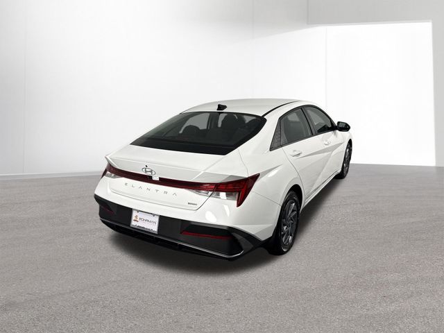 Used 2025 Hyundai Elantra Hybrid For Sale in Indianapolis, IN