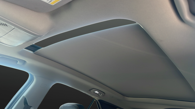 Used 2019 Blue Chevrolet Premier image 11