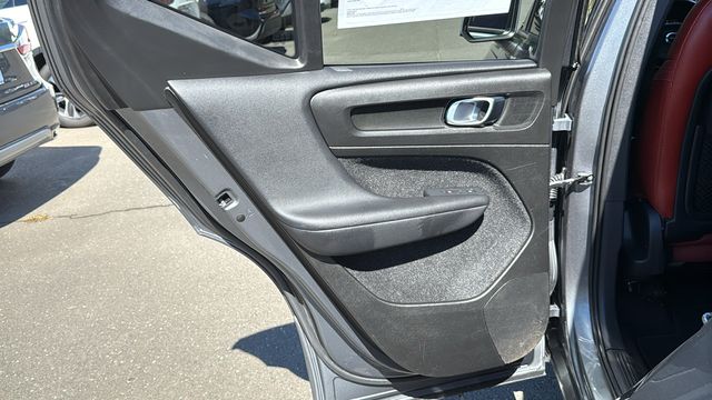 Used 2019 Volvo XC40 SUV