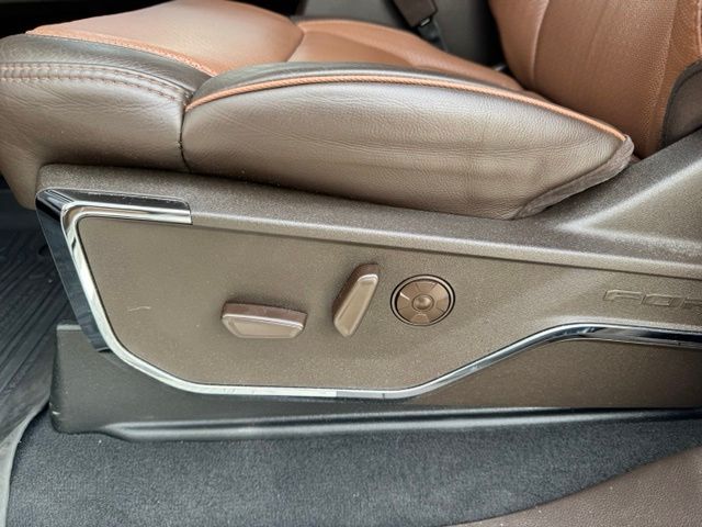 Used 2025 White Ford King Ranch image 21