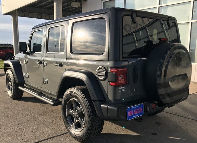 Used 2019 Gray Jeep Unlimited Sport S image 19
