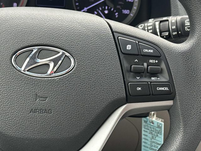 2017 Hyundai Tucson SE - Photo 22