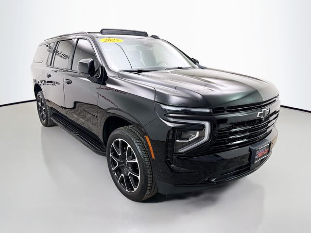 2025 Chevrolet Suburban RST 4WD