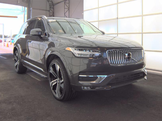  2024 Volvo XC90 B6 Ultimate Bright Theme 7-Passenger AWD   