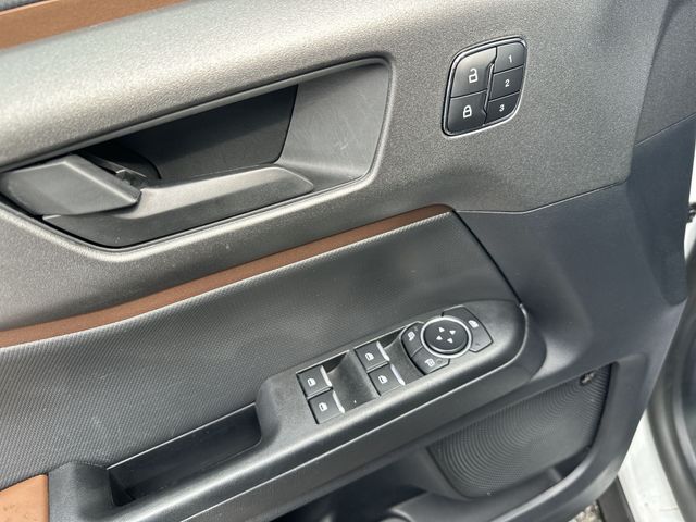 Used 2025 White Ford Outer Banks image 17