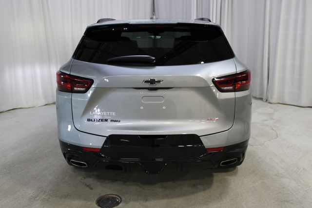 Used 2023 Gray Chevrolet RS image 32