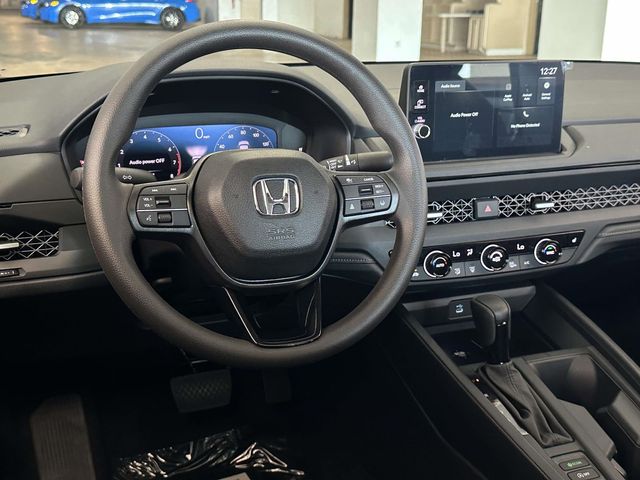 New 2026 Blue Honda SE image 2